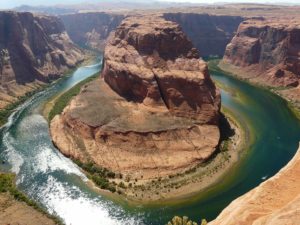 horseshoe-bend-4040_1920 (2)